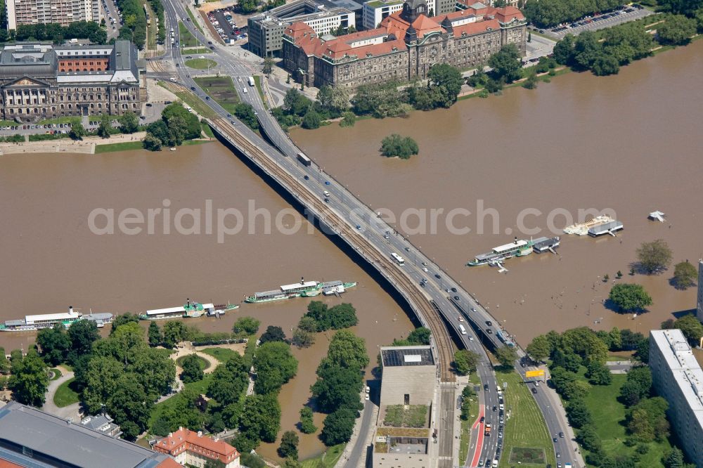 Dresden from the bird's eye view: River - bridge construction Carolabruecke over the flooded Elbe on street Carolabruecke in Dresden in the state Saxony, Germany