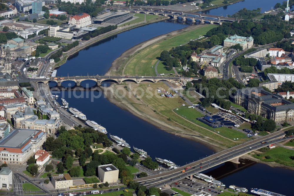 Aerial image Dresden - River - bridge structure for crossing the Elbe Carolabruecke on the street Carolabruecke in Dresden in the federal state of Saxony, Germany