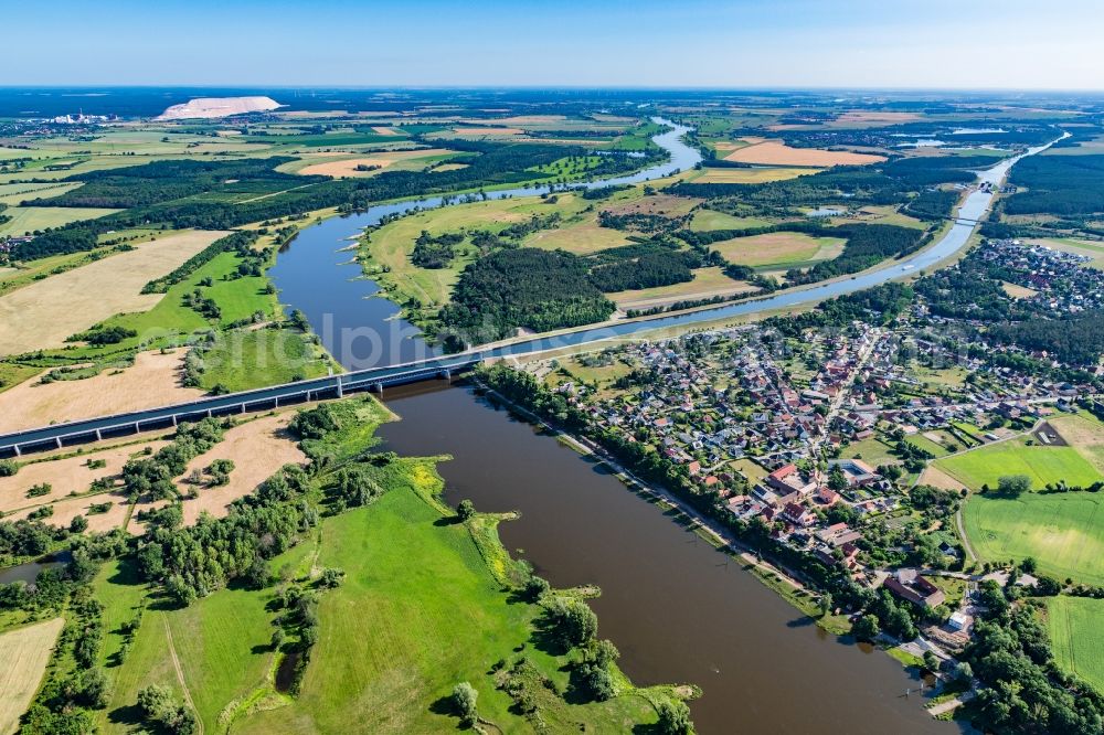 Hohenwarthe from above - River - bridge construction Elbe-Havel-Kanal / Elbe in Hohenwarthe in the state Saxony-Anhalt, Germany