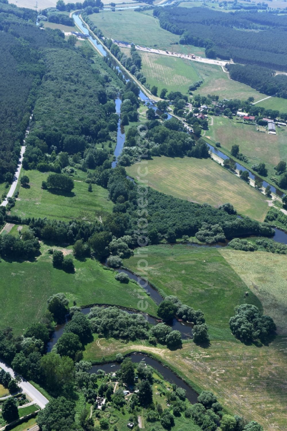 Grabow from the bird's eye view: River course of the Old Edle near Grabow in the state Mecklenburg - Western Pomerania