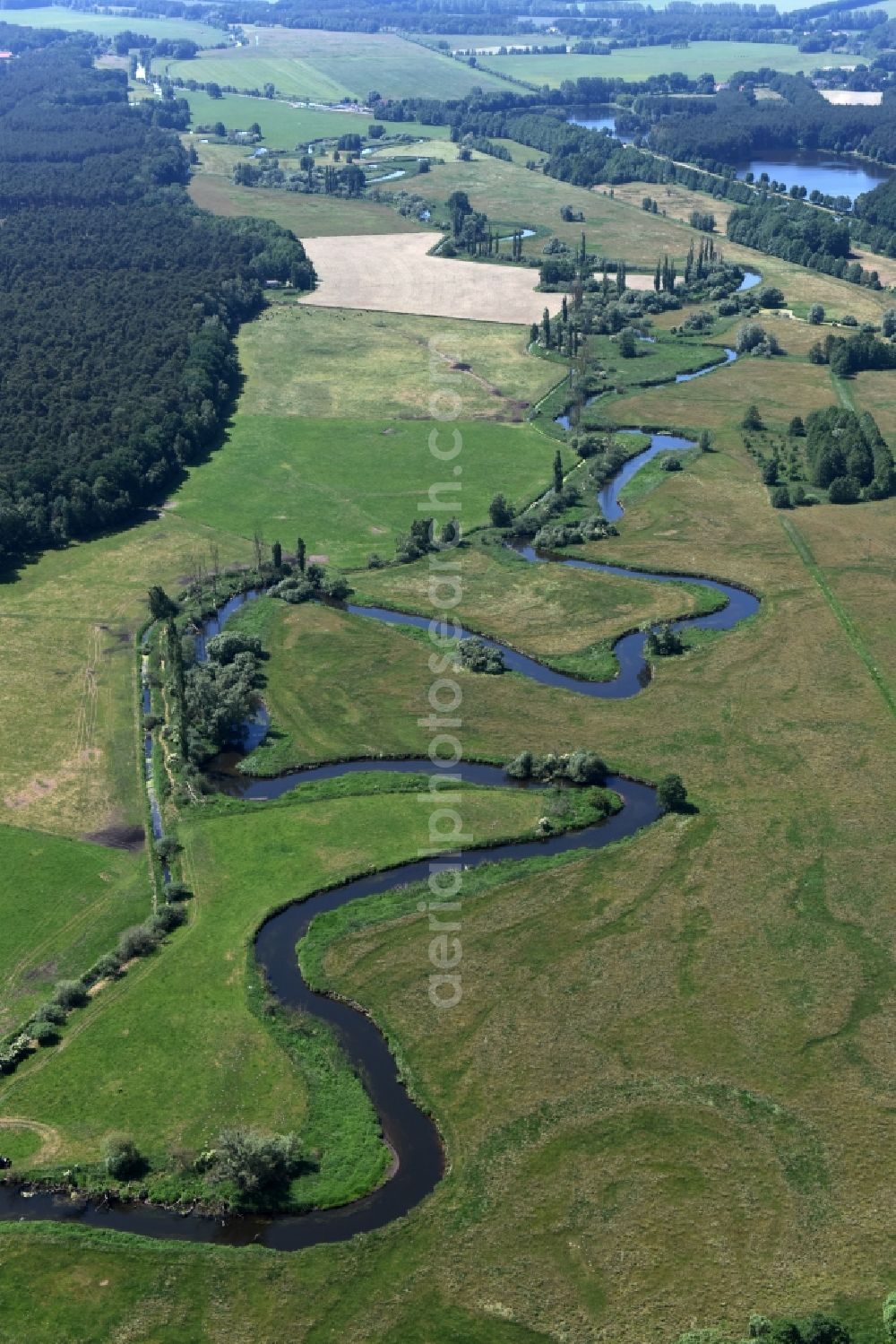 Eldena from the bird's eye view: River course of the Old Edle near Gueritz / Eldena in the state Mecklenburg - Western Pomerania