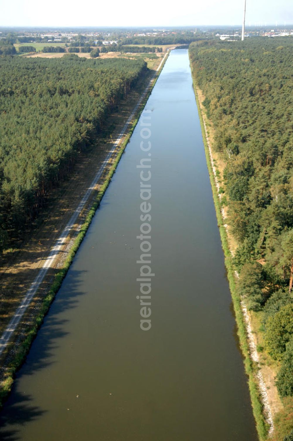 Aerial image Kade - Blick auf den Flussverlauf des Elbe-Havel-Kanal zwischen Kade und Genthin.