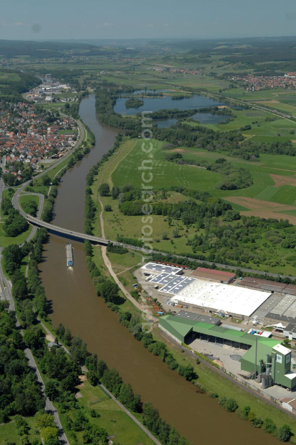 Aerial photograph Bamberg - Main-Donau-Kanal Richtung Westen zur Main-Mündung.