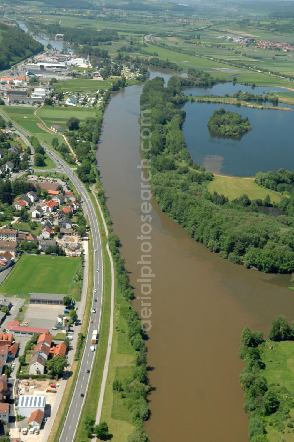 Aerial photograph Bischberg - Main-Mündung zum Main-Donau-Kanal.