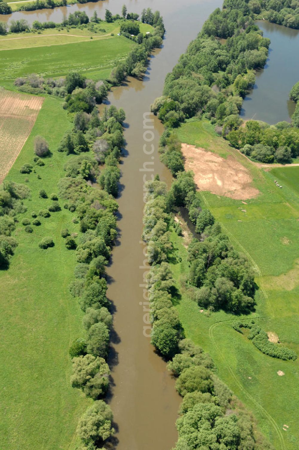 Bischberg from above - Main-Mündung zum Main-Donau-Kanal.