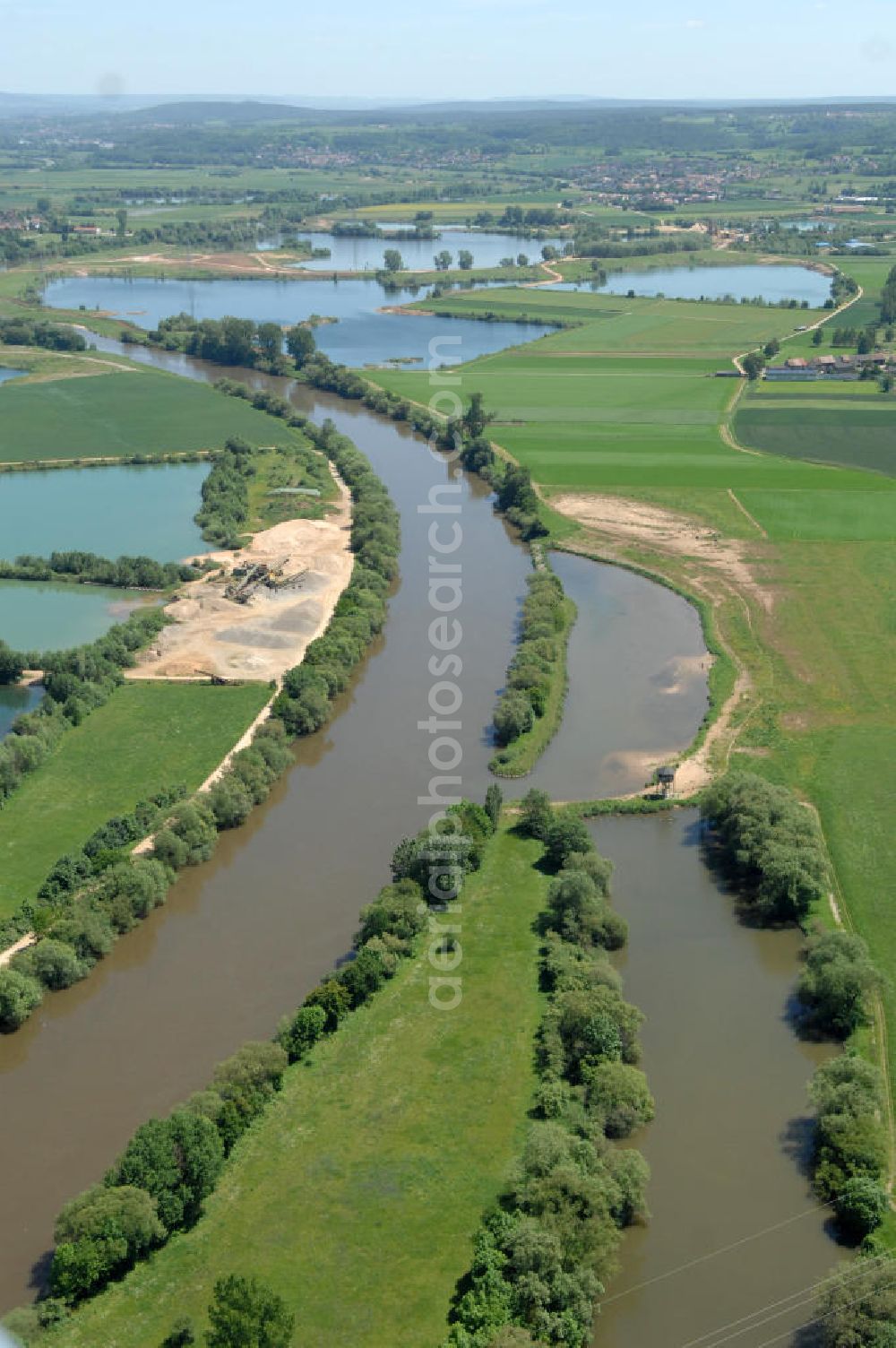 Dippach from above - Main-Flussverlauf mit Altarm bei Dippach.