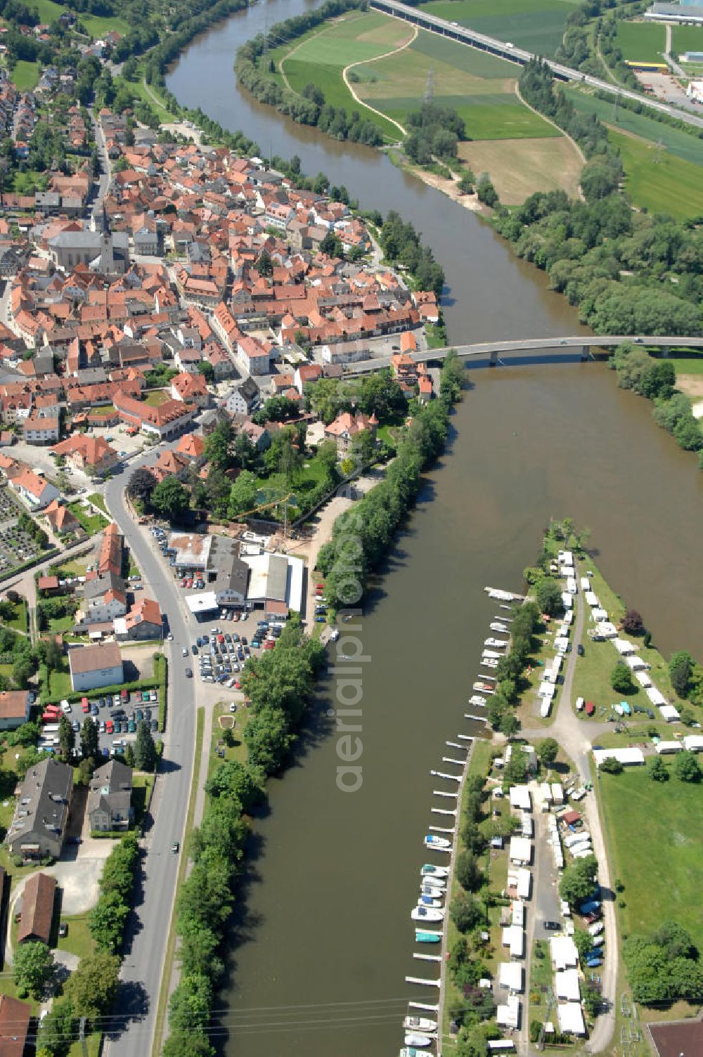 Aerial photograph Eltmann - Main-Flussverlauf mit Altarm bei Eltmann.