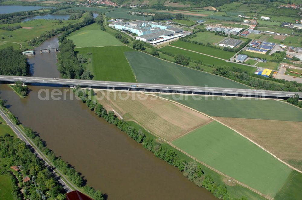 Aerial photograph Eltmann - Main-Flussverlauf Richtung Westen / Limbach, nahe der Autobahn A 70.