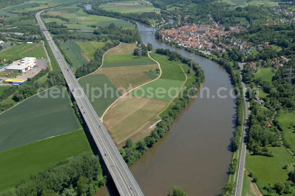 Aerial photograph Limbach - Main-Flussverlauf Richtung Osten nahe der Autobahn A 70 mit Brücke.