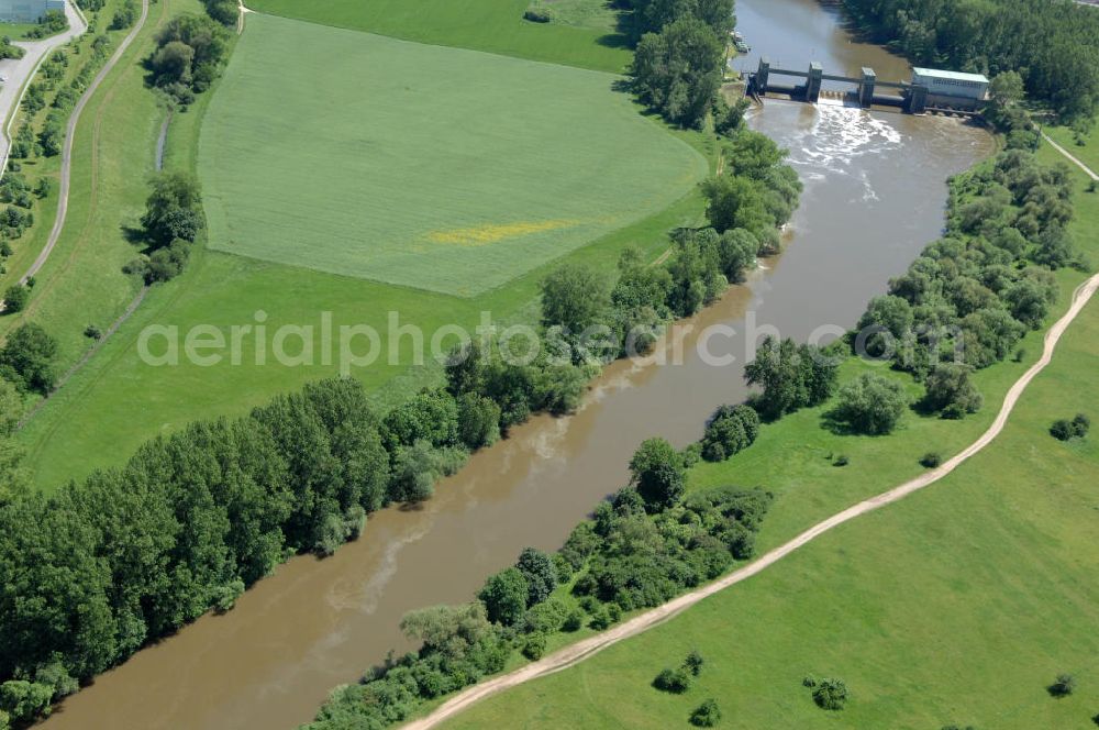 Limbach from above - Main-Flussverlauf mit Mainstau / Wehr Limbach.