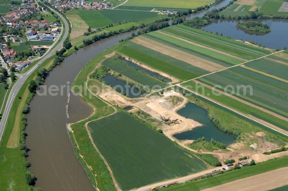 Trunstadt from above - Main-Flussverlauf bei Trunstadt Richtung Nordwesten.