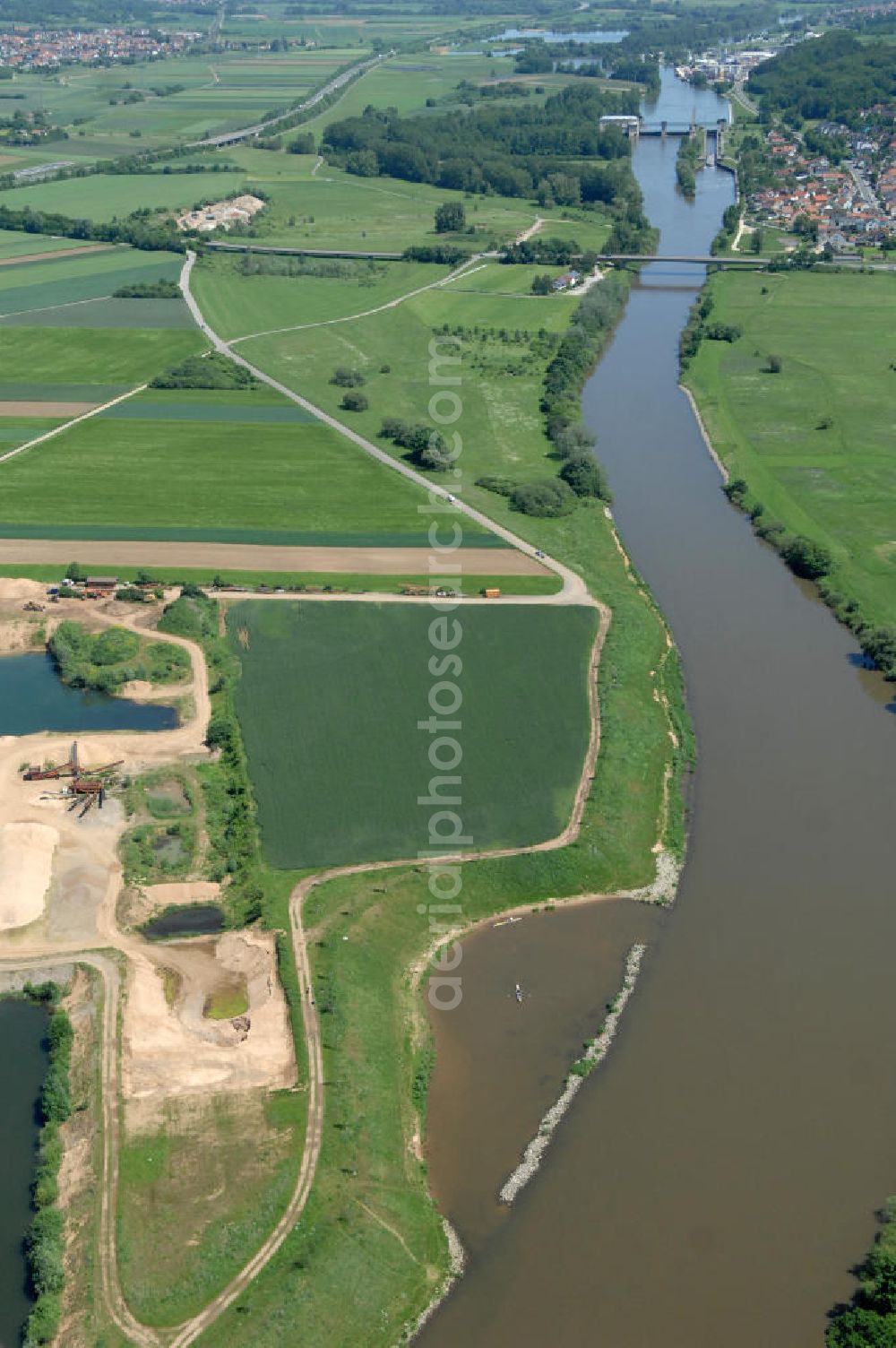 Trunstadt from above - Main-Flussverlauf bei Trunstadt Richtung Osten.