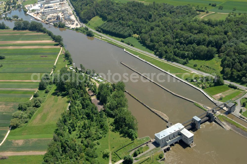 Aerial photograph Viereth - Main-Flussverlauf mit Altarm an der Staustufe Schleuse und Wehr Viereth.