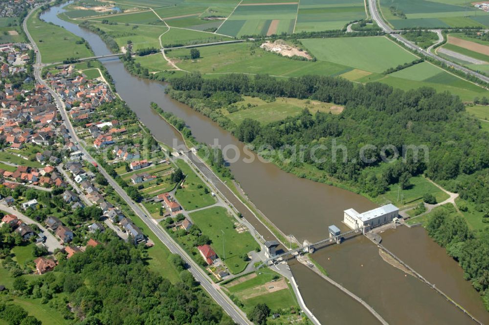 Aerial image Viereth - Main-Flussverlauf mit Altarm an der Staustufe Schleuse und Wehr Viereth.