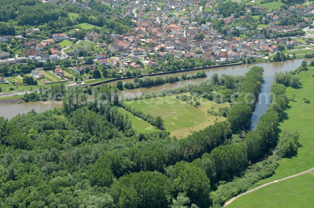 Viereth from above - Main-Flussverlauf mit Altarm an der Staustufe Schleuse und Wehr Viereth.