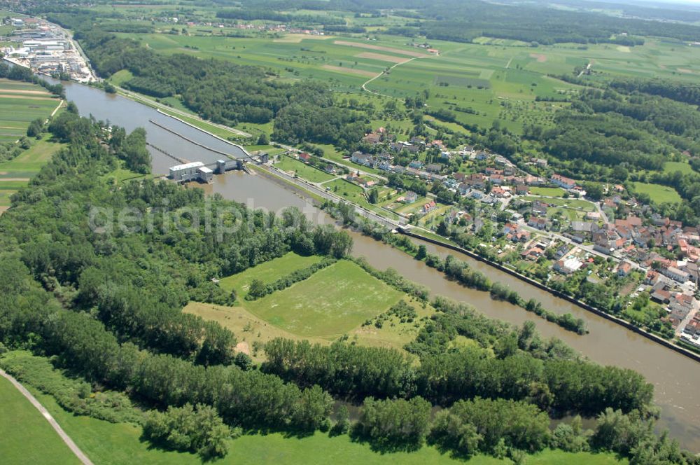 Aerial image Viereth - Main-Flussverlauf mit Altarm an der Staustufe Schleuse und Wehr Viereth.