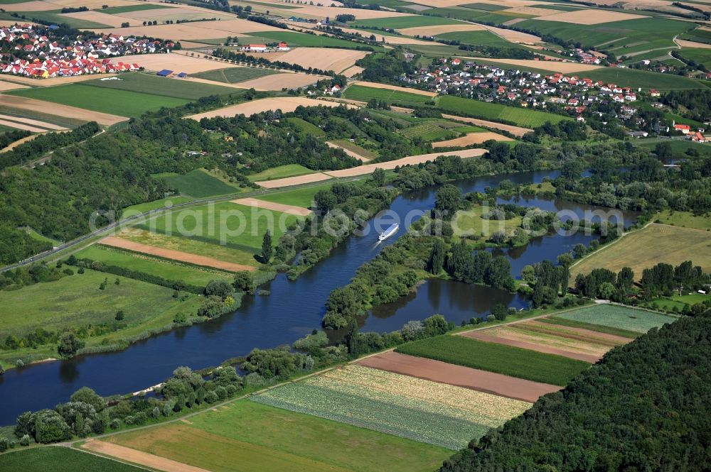 Albertshofen from the bird's eye view: View from east along the Main river near by Albertshofen in the state Bavaria