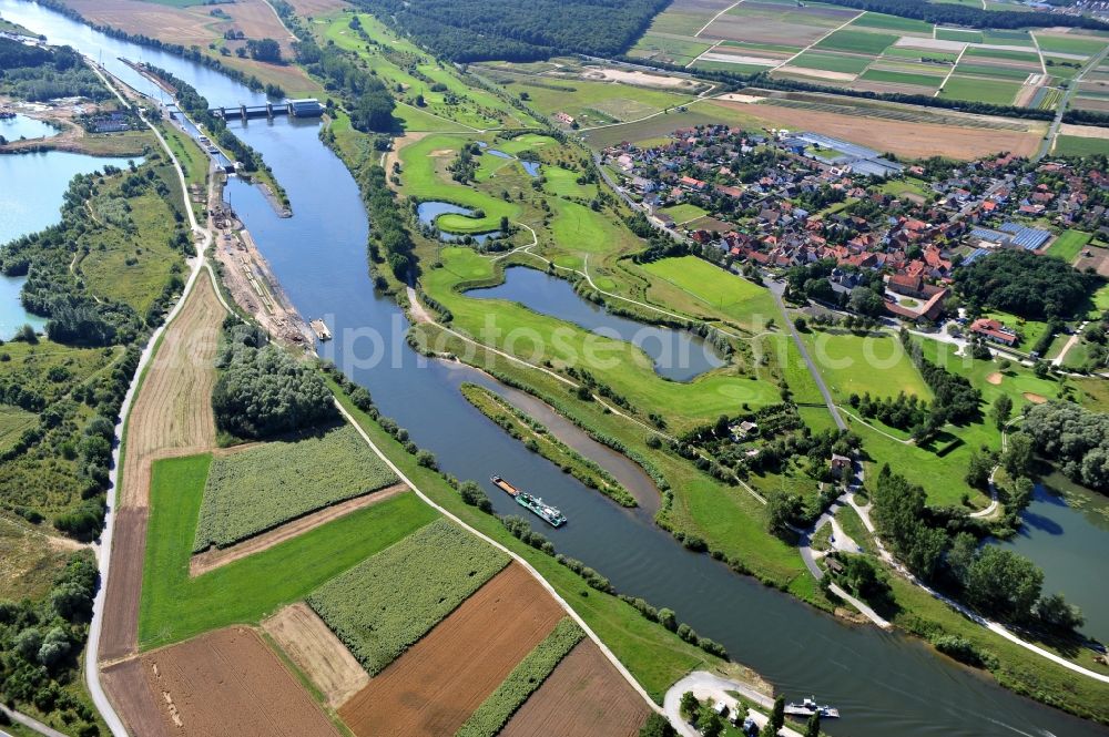 Aerial image Dettelbach - View from north along the Main river in Dettelbach and the district Mainsondheim at the left riverside in the state Bavaria