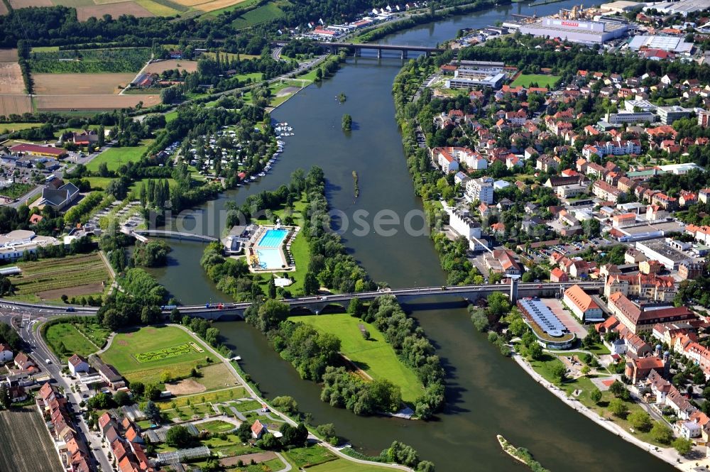 Aerial photograph Kitzingen - View from north along the Main river with the Konrad-Adenauer-Bridge and the open-air bath on the Mondsee Island and South Bridge in Kitzingen in the state Bavaria