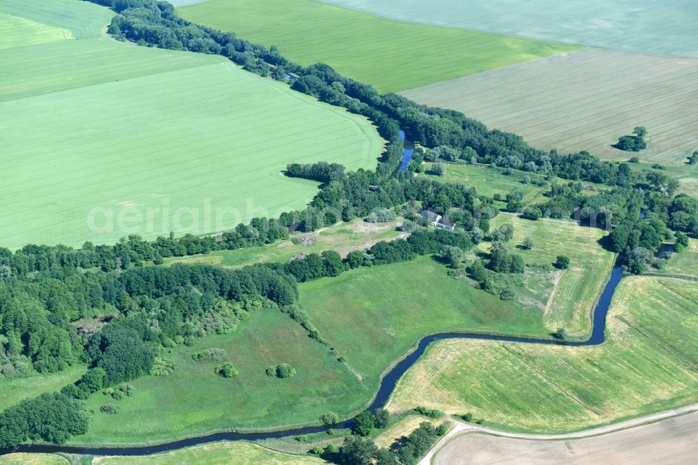 Siggelkow from above - Riparian zones on the course of the river of Mueritz-Elde Wasserstrasse and dem Fluss Alte Elde in Siggelkow in the state Mecklenburg - Western Pomerania, Germany