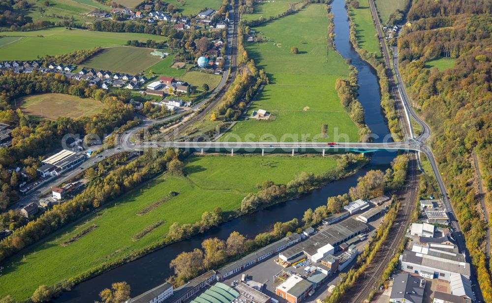 Aerial image Wetter (Ruhr) - Ruhr River at the Ruhrbruecke underneath Gederner street - federal road B226 in Wetter (Ruhr) in the state North Rhine-Westphalia