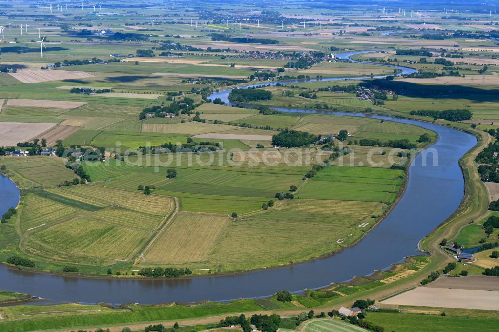 Aerial photograph Borsfleth - Riparian zones on the course of the river of Stoer in Borsfleth in the state Schleswig-Holstein, Germany