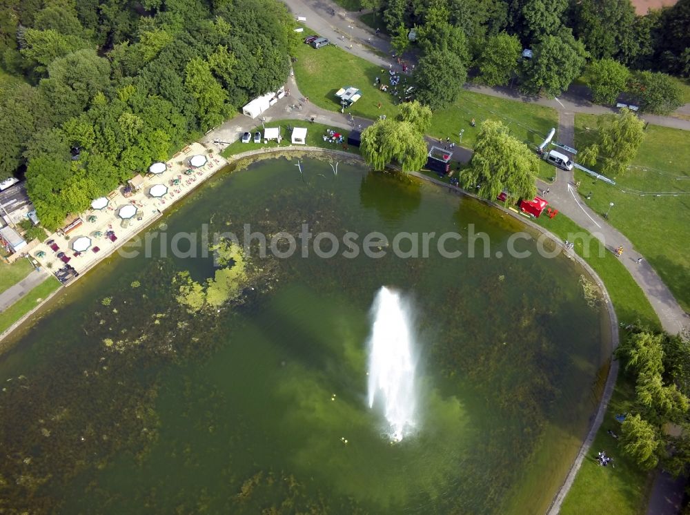 Halle (Saale) from the bird's eye view: View of a fountain pond in Halle ( Saale ) in the state Saxony-Anhalt