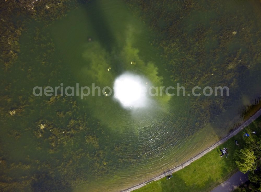 Aerial image Halle (Saale) - View of a fountain pond in Halle ( Saale ) in the state Saxony-Anhalt