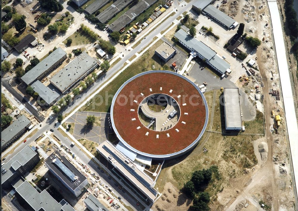 Aerial photograph Berlin - Research building and office complex Elektronen- Speicherring BESSY - Synchrotronstrahlungsquelle in the district Adlershof in Berlin, Germany