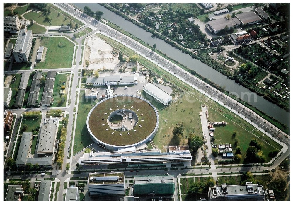 Aerial photograph Berlin - Research building and office complex Elektronen- Speicherring BESSY - Synchrotronstrahlungsquelle in the district Adlershof in Berlin, Germany