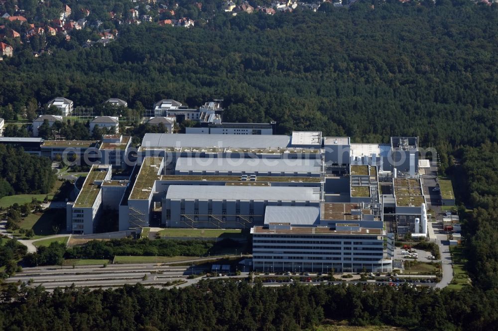 Dresden from above - Research building and office complex of the Fraunhofer-Center Nanoelektronische Technologien (IPMS-CNT) in the Koenigsstrasse in Dresden in the state Saxony