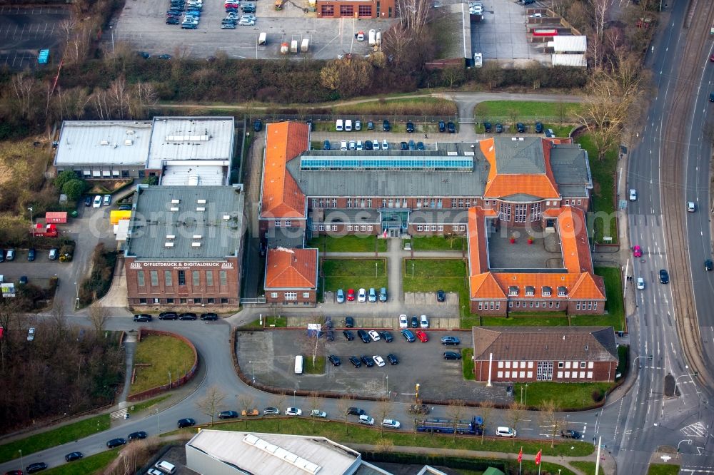 Bochum from above - Forschungs- Gebaeude und Buerokomplex, Technologie- und Gruenderzentrum Wattenscheid in der ehemalige Lohnhalle der Zeche Holland in Bochum im Bundesland Nordrhein-Westfalen