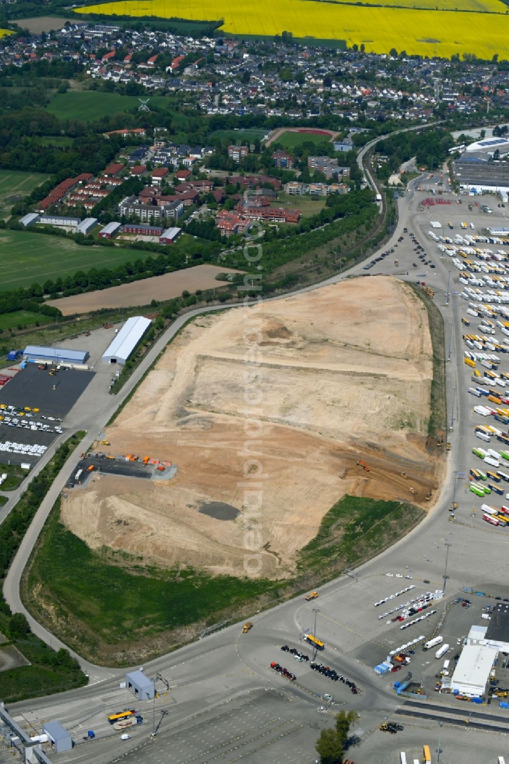 Travemünde from above - Construction site of building complex and distribution center on the site of Terminal Skandinavienkai in the district Ivendorf in Travemuende in the state Schleswig-Holstein, Germany