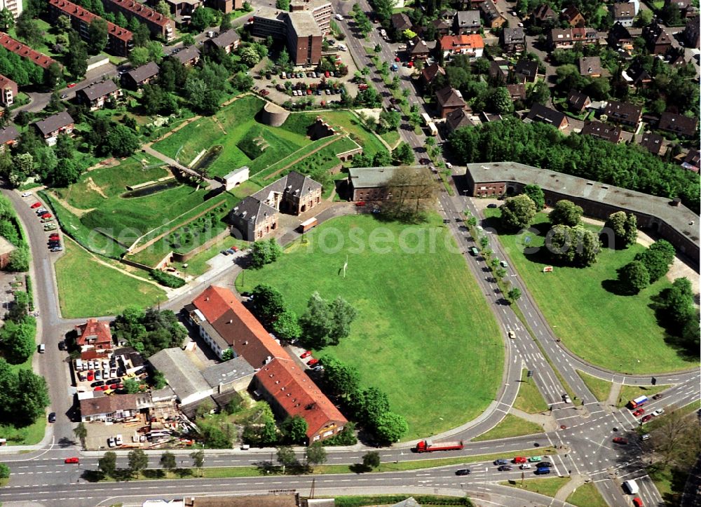 Aerial image Wesel - Fragments of the fortress - Zitadelle in Wesel in the state North Rhine-Westphalia