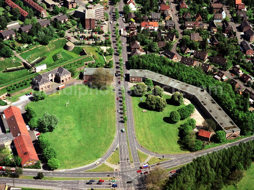 Aerial photograph Wesel - Fragments of the fortress - Zitadelle in Wesel in the state North Rhine-Westphalia