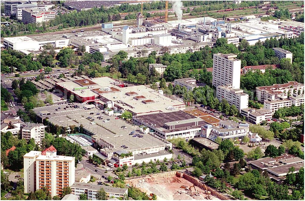 Aerial image Nürnberg - 27.05.04 Blick auf das Franken-Center in Nürnberg. Die Verkaufsfläche beträgt ca. 40.000 qm auf 3 Ebenen. Franken-Center Nürnberg Glogauer Straße 30-38, 90473 Nürnberg-Langwasser Tel.: 0911 / 800 12 35 Fax: 0911 / 805 084 Centermanagement: ECE Projektmanagement G.m.b.H. & Co. KG Vermietung Heegbarg 30, 22391 Hamburg Telefon (040) 60 60 6-701 Telefax (040) 60 60 6-777 E-Mail: shop@ece.de