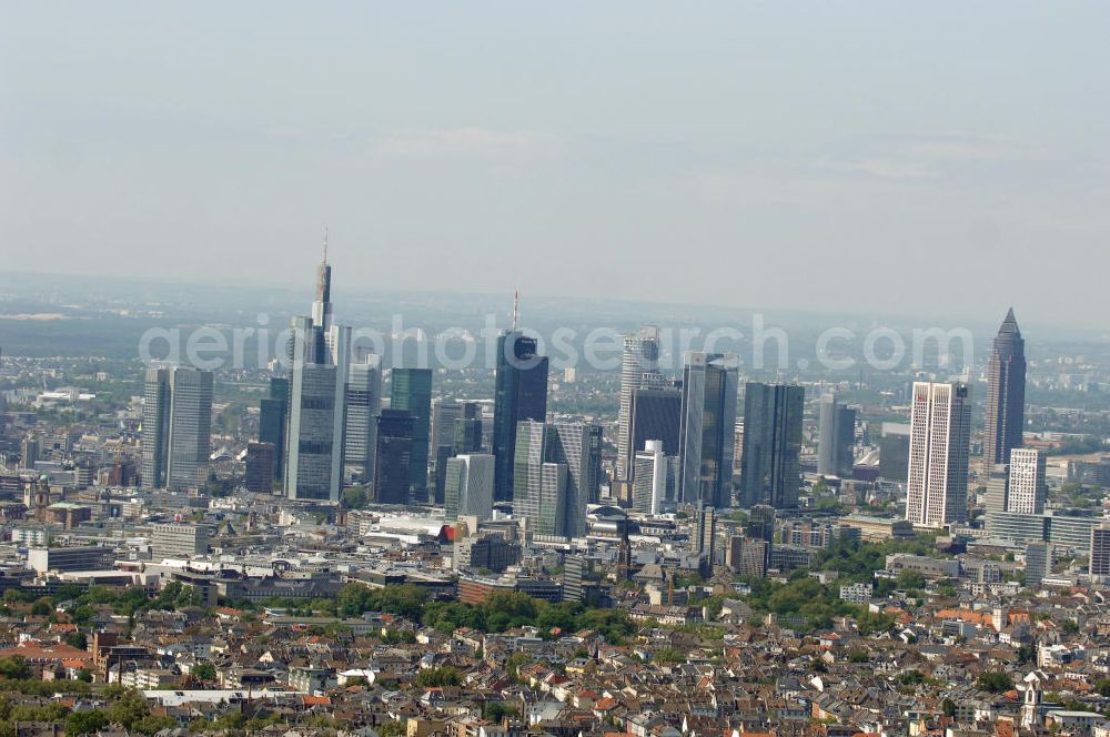 Aerial photograph Frankfurt am Main - Blick auf die Frankfurter Skyline am Main. Das Frankfurter Banken-, und Bürohauszentrum reiht die Mainmetropole in die Liste typische europäischer Hochhausstädte ein. View of the Frankfurt am Main skyline. The Frankfurt banking, and office center joins a list of the main metropolis in the typical high-rise European citys.