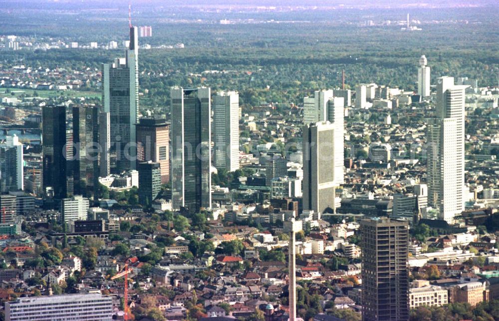 Frankfurt am Main from the bird's eye view: Frankfurter Stadtzentrum mit Bankenzentrum