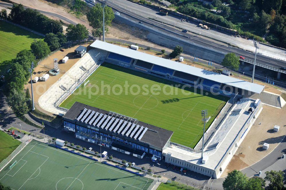 Frankfurt am Main from the bird's eye view: Blick auf das umgebaute Frankfurter Volksbank-Stadion (vormals Stadion Am Bornheimer Hang). Der DFL erteilte im Rahmen des Lizensierungsverfahrens dem umgebauten Volksbank Stadion die Zulassung für die 2. Bundesliga. View of the Frankfurter Volksbank Stadium (formerly Stadium on Bornheimer Hang). The DFL issued under the licensing procedure, the converted Volksbank Stadion approval for the second Bundesliga.