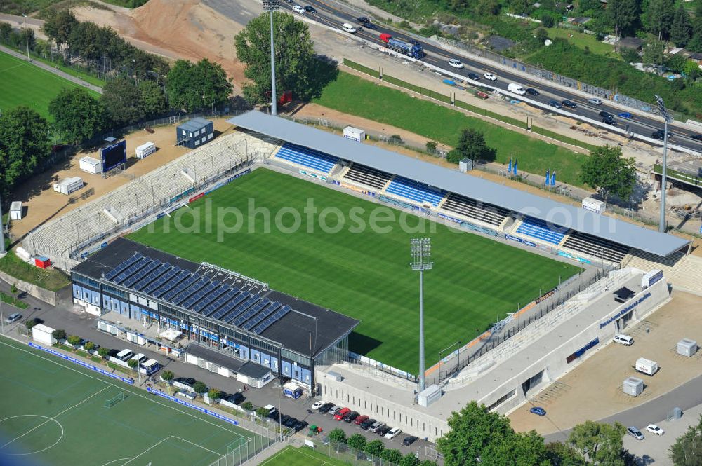 Frankfurt am Main from the bird's eye view: Blick auf das umgebaute Frankfurter Volksbank-Stadion (vormals Stadion Am Bornheimer Hang). Der DFL erteilte im Rahmen des Lizensierungsverfahrens dem umgebauten Volksbank Stadion die Zulassung für die 2. Bundesliga. View of the Frankfurter Volksbank Stadium (formerly Stadium on Bornheimer Hang). The DFL issued under the licensing procedure, the converted Volksbank Stadion approval for the second Bundesliga.