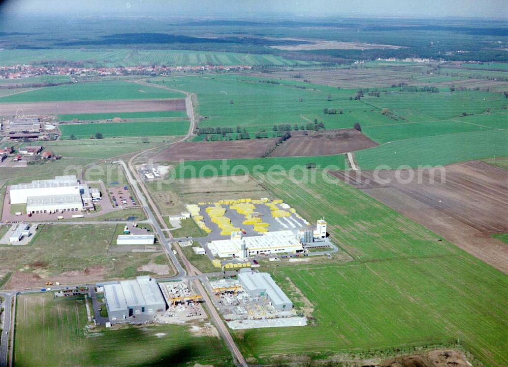 Aerial photograph Brück / Brandenburg - Baustoffwerk der YTONG Brandenburg GmbH - Werk am Gregor von Brück - Ring 9 in 14822 Brück. Tel.: 033844-7980 - Frau Rother.