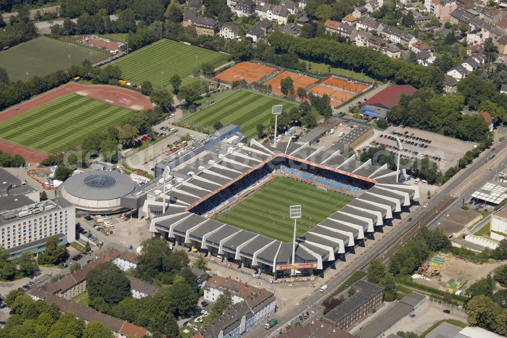 Aerial photograph Bochum - WM-Fußballspiel zwischen Japan und Neuseeland anläßlich der Fußball-Weltmeisterschaft der Frauen 2011 im rewirpower STADION. Das Stadion ist die Spielstätte des Fußballklubs VfL Bochum. Die 6. Fußball-Weltmeisterschaft der Frauen (offiziell: FIFA Women’s World Cup Germany 2011 / „ FIFA Frauen-Weltmeisterschaft Deutschland 2011 “) wird vom 26. Juni bis 17. Juli 2011 im Land des Titelverteidigers Deutschland ausgetragen. Football match of the FIFA Women’s World Cup 2011 in the Rewirpower Stadium (formerly Ruhr Stadium).