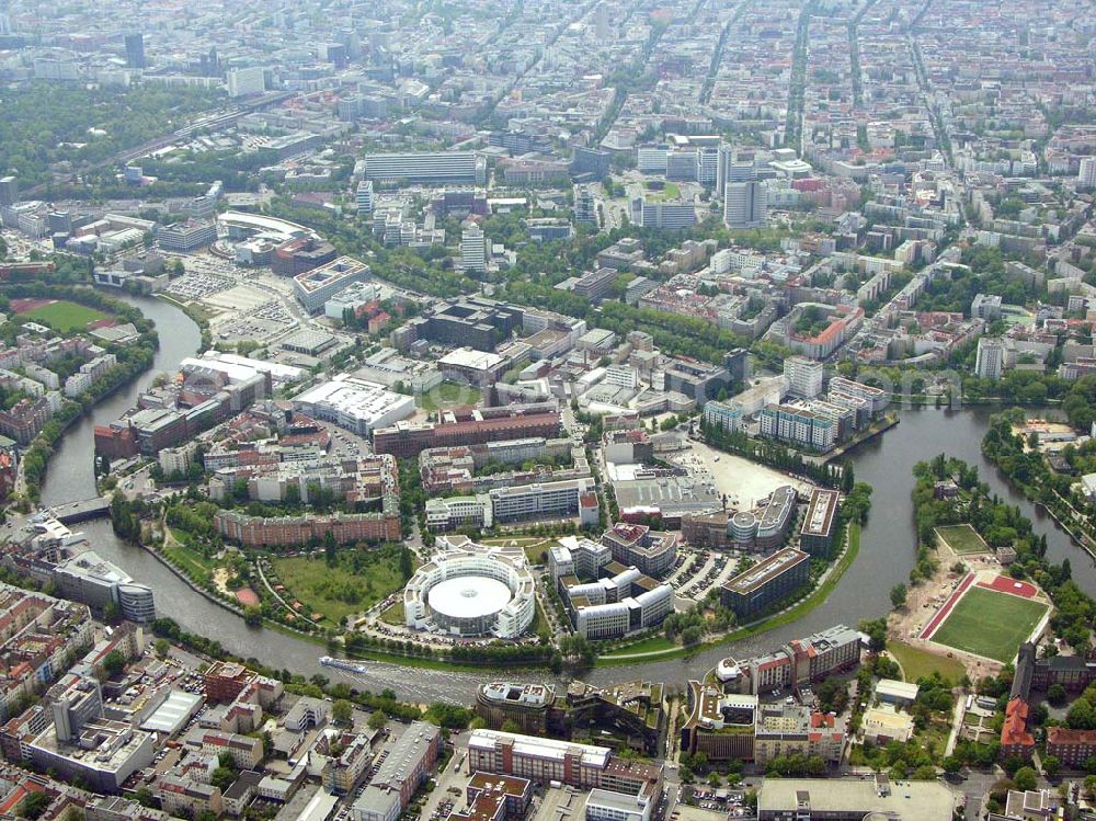 Berlin from above - BERLIN-Moabit - Fraunhofer Forschungszentrum Moabit an der Spree Fraunhofer Institut für Nachrichtentechnik Heinrich-Hertz-Institut Image Processing Department Alt Moabit 74 D-10555 Berlin, Germany