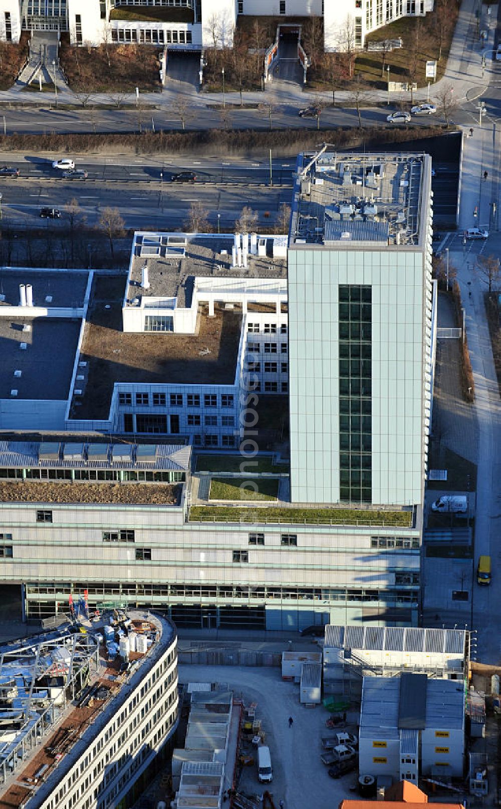 Aerial photograph München - Das Fraunhofer-Gesellschaft, die größte Organisation für anwendungsorientierte Forschung in Europa, an der Hansastraße in München. The Fraunhofer, Europe’s largest application-oriented research organization, at the Hansastrasse in Munich.