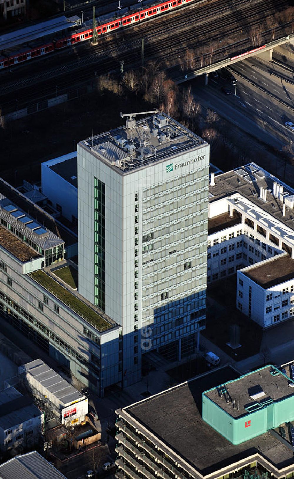 Aerial image München - Das Fraunhofer-Gesellschaft, die größte Organisation für anwendungsorientierte Forschung in Europa, an der Hansastraße in München. The Fraunhofer, Europe’s largest application-oriented research organization, at the Hansastrasse in Munich.