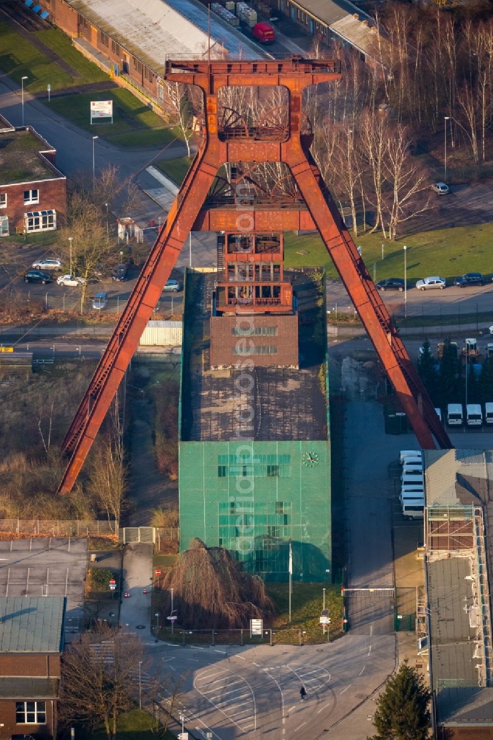 Aerial image Herne - Conveyors and mining pits at the headframe Zeche Pluto in Wanne-Eickel in the state North Rhine-Westphalia