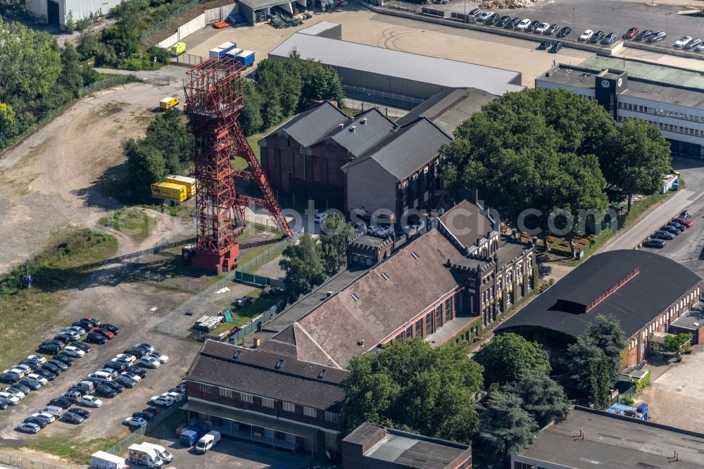 Essen from above - Conveyors and mining pits at the headframe of Zeche Bonifacius on Rotthauser Strasse in Essen at Ruhrgebiet in the state North Rhine-Westphalia, Germany