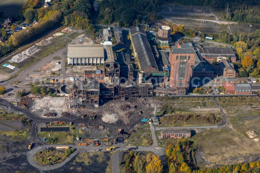 Aerial image Hamm - Conveyors and mining pits at the headframe Zeche Heinrich Robert in the district Wiescherhoefen in Hamm in the state North Rhine-Westphalia, Germany