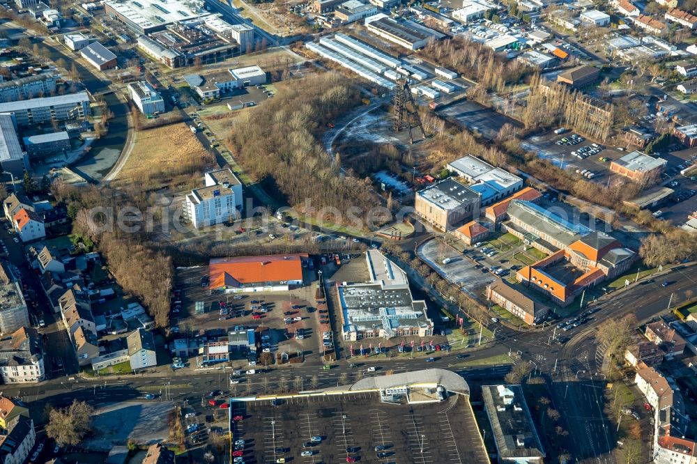 Aerial photograph Bochum - Conveyors and mining pits at the headframe the Zeche Holland in the district Wattenscheid in Bochum in the state North Rhine-Westphalia