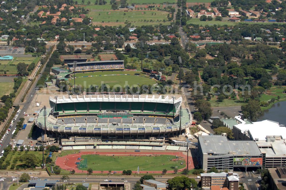 Bloemfontein from the bird's eye view: Blick auf das Free State Stadion im Zentrum von Bloemfontein in Südafrika vor der Fußball-Weltmeisterschaft. View of the Free State Stadium in Bloemfontein in South Africa for the FIFA World Cup 2010.